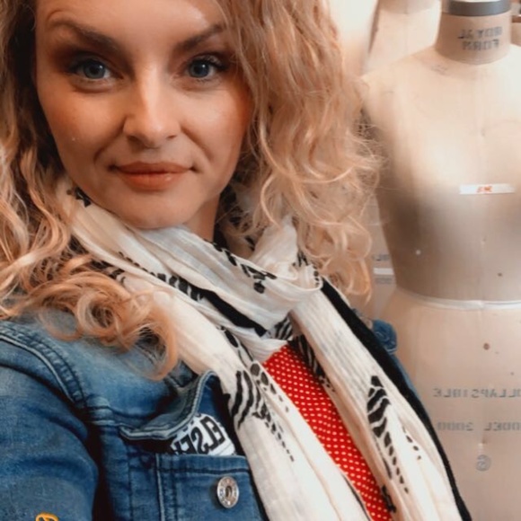 Meet your Posher, Kristie - Picture 5 of 7